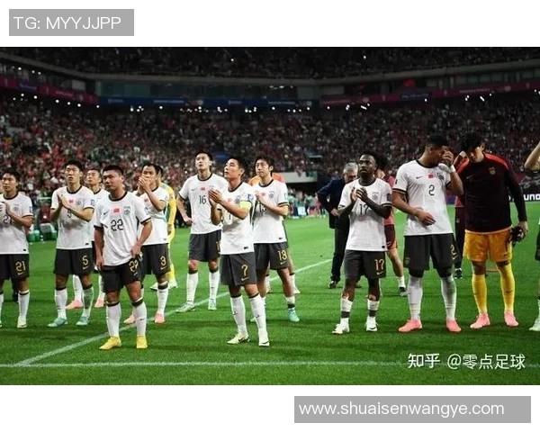 重庆足球队防反战术革新探讨与未来发展展望