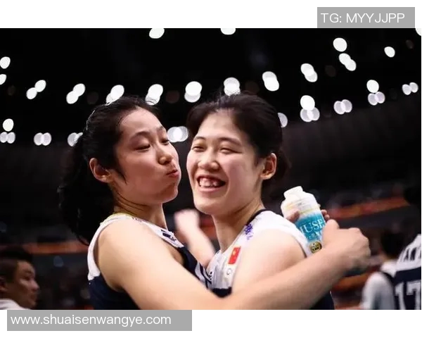 深圳排球队在世锦赛中的团队协作展现出色值得称赞